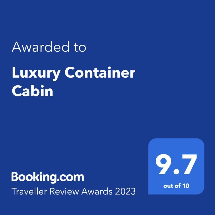 Luxury Container Cabin Masterton Exterior foto